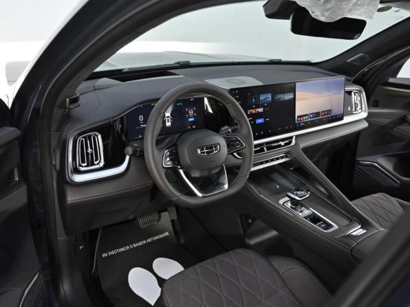 Geely Monjaro I Рестайлинг 2 с пробегом 2026 года, цена 3 999 000 рублей, 13 км, внедорожник, Автокод Объявления