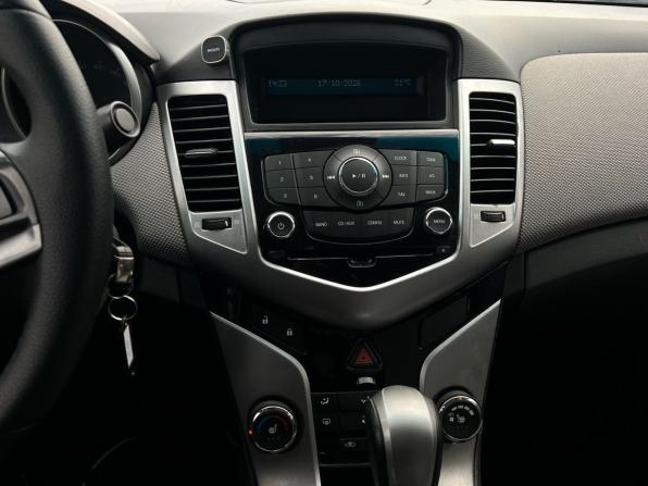 Chevrolet Cruze I с пробегом 2010 года, цена 685 000 рублей, 205171 км, седан, Автокод Объявления