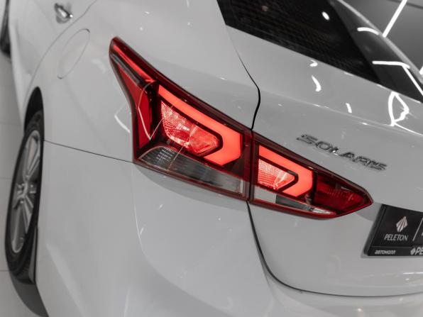 Hyundai Solaris II с пробегом 2018 года, цена 1 350 000 рублей, 168493 км, седан, Автокод Объявления