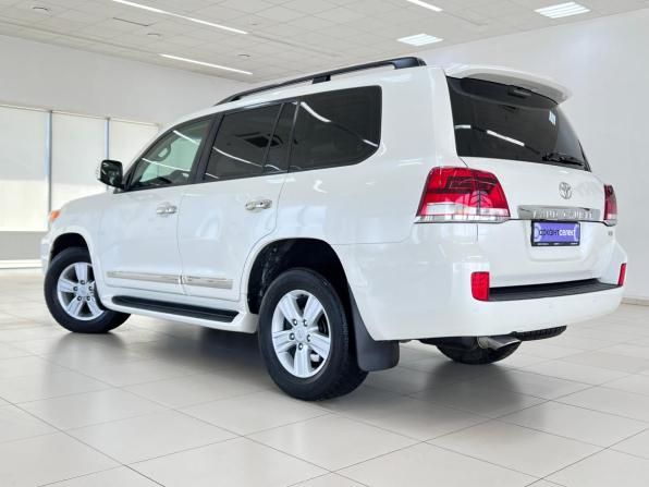 Toyota Land Cruiser 200 Series Рестайлинг 1 с пробегом 2013 года, цена 3 800 000 рублей, 218223 км, внедорожник, Автокод Объявления