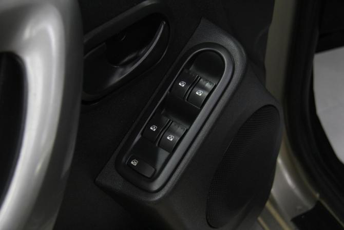 Renault Duster I с пробегом 2012 года, цена 900 000 рублей, 279707 км, внедорожник, Автокод Объявления