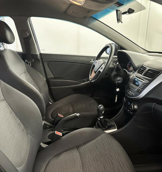 Hyundai Solaris I Рестайлинг Москва  - изображение 12