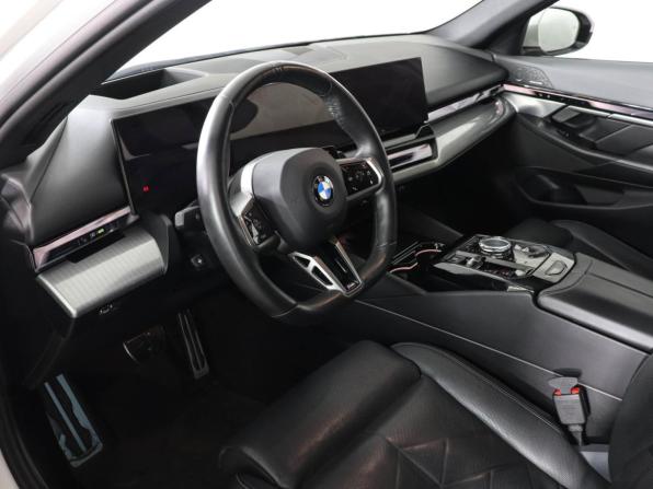 BMW 5 серии VIII (G60/G61/G68) с пробегом 2023 года, цена 7 050 000 рублей, 40682 км, седан, Автокод Объявления