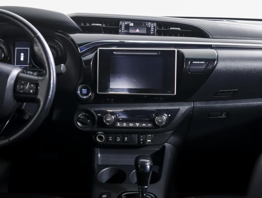 Toyota Hilux VIII Москва  - изображение 16