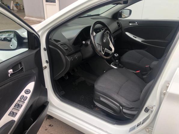 Hyundai Solaris I с пробегом 2013 года, цена 799 000 рублей, 154506 км, седан, Автокод Объявления