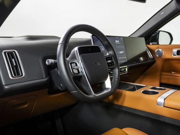 Li Auto (Lixiang) L7 I с пробегом 2024 года, цена 6 750 000 рублей, 22000 км, внедорожник, Автокод Объявления