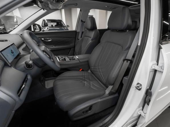 Geely Galaxy Starship 7 с пробегом 2025 года, цена 3 300 000 рублей, 56 км, внедорожник, Автокод Объявления
