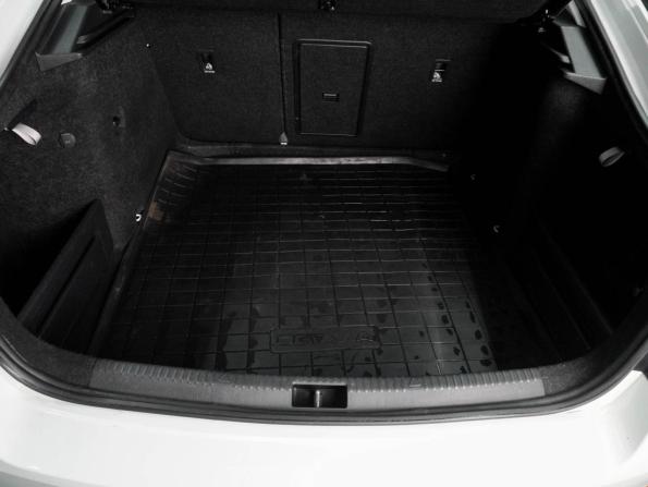 Skoda Octavia III (A7) с пробегом 2017 года, цена 1 689 000 рублей, 115350 км, лифтбек, Автокод Объявления