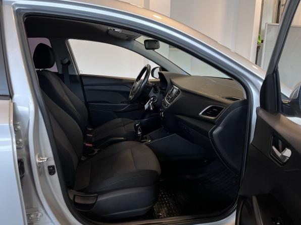 Hyundai Solaris II с пробегом 2017 года, цена 1 250 000 рублей, 141653 км, седан, Автокод Объявления