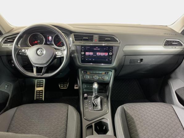 Volkswagen Tiguan II с пробегом 2018 года, цена 1 995 000 рублей, 112726 км, внедорожник, Автокод Объявления