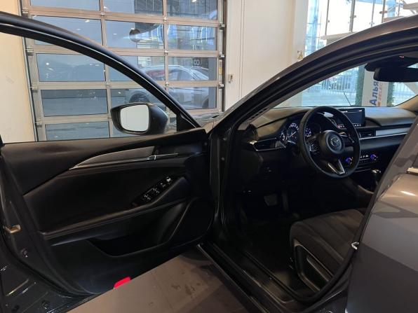 Mazda 6 III (GJ) Рестайлинг 2 с пробегом 2019 года, цена 2 575 000 рублей, 97730 км, седан, Автокод Объявления