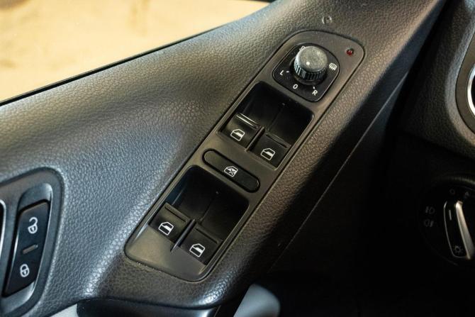 Volkswagen Tiguan I с пробегом 2010 года, цена 999 000 рублей, 192987 км, внедорожник, Автокод Объявления