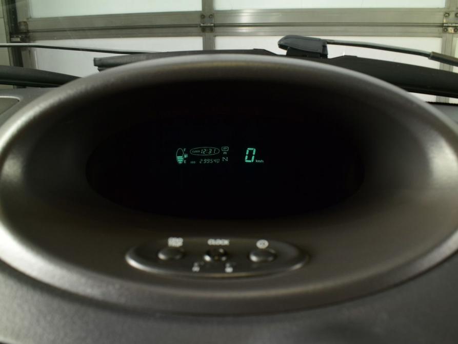 Toyota Vitz I (P10) Кемерово  - изображение 11