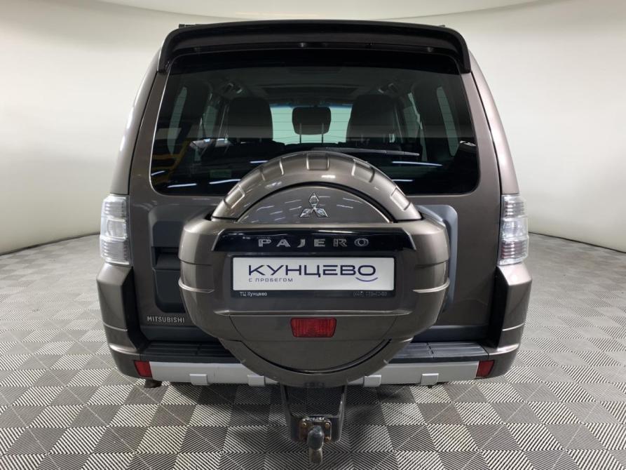 Mitsubishi Pajero IV Рестайлинг 1 Москва  - изображение 6