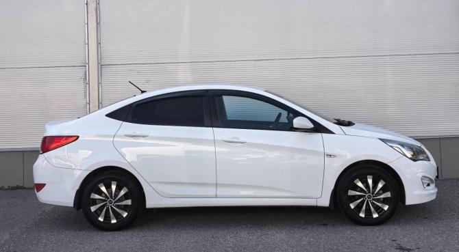 Hyundai Solaris I Рестайлинг с пробегом 2016 года, цена 927 000 рублей, 111252 км, седан, Автокод Объявления
