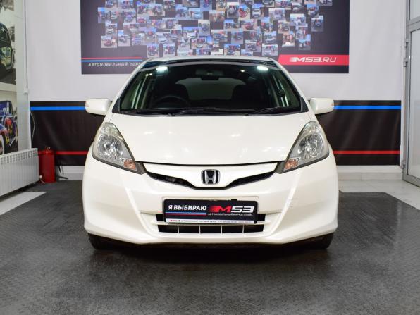 Honda Fit II с пробегом 2012 года, цена 985 995 рублей, 109870 км, хэтчбек, Автокод Объявления