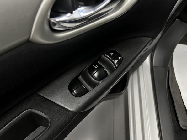 Nissan Sentra VII (B17) с пробегом 2014 года, цена 1 075 000 рублей, 130481 км, седан, Автокод Объявления