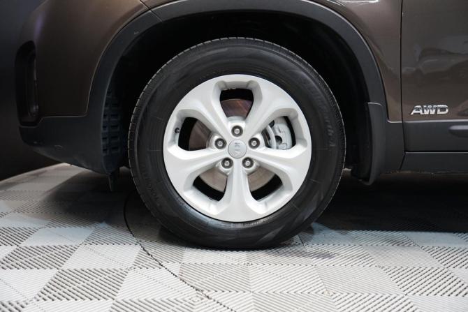 Kia Sorento II Рестайлинг с пробегом 2012 года, цена 1 250 000 рублей, 310974 км, внедорожник, Автокод Объявления