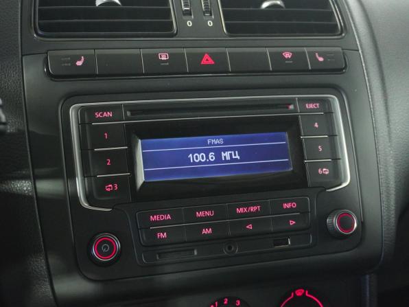 Volkswagen Polo V с пробегом 2014 года, цена 765 000 рублей, 100969 км, седан, Автокод Объявления