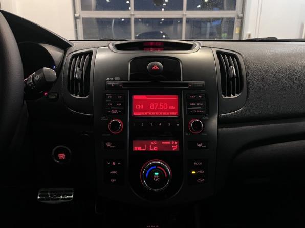 Kia Cerato II с пробегом 2011 года, цена 820 000 рублей, 194685 км, седан, Автокод Объявления