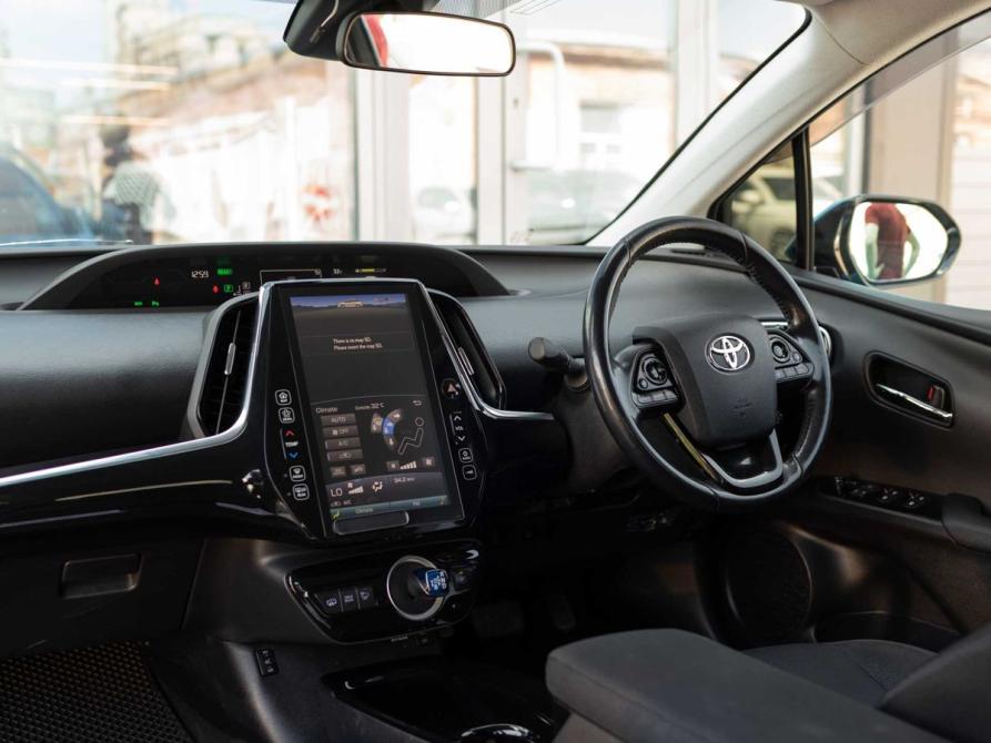 Toyota Prius IV (XW50) Новосибирск  - изображение 10