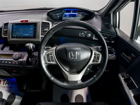 Honda Freed I Рестайлинг с пробегом 2013 года, цена 1 210 000 рублей, 112712 км, компактвэн, Автокод Объявления