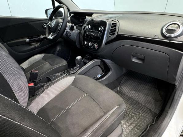 Renault Kaptur I Рестайлинг с пробегом 2022 года, цена 1 480 000 рублей, 69865 км, внедорожник, Автокод Объявления
