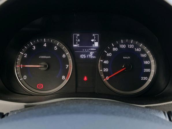 Hyundai Solaris I Рестайлинг с пробегом 2014 года, цена 795 000 рублей, 105175 км, седан, Автокод Объявления