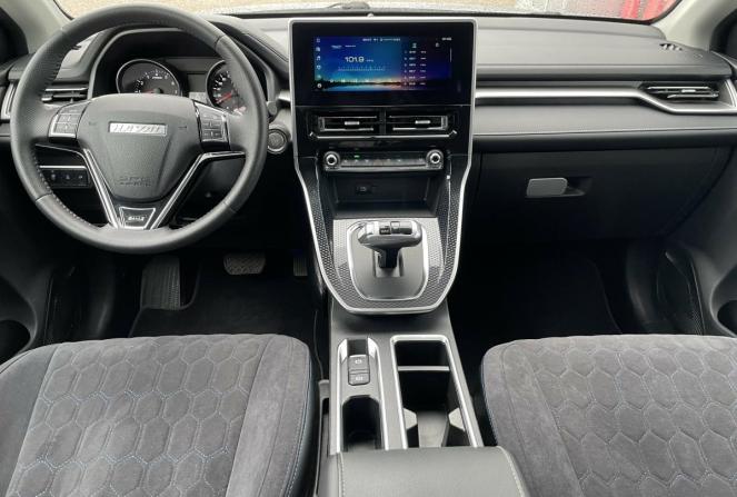 Haval M6 II с пробегом 2024 года, цена 1 790 300 рублей, 44890 км, внедорожник, Автокод Объявления