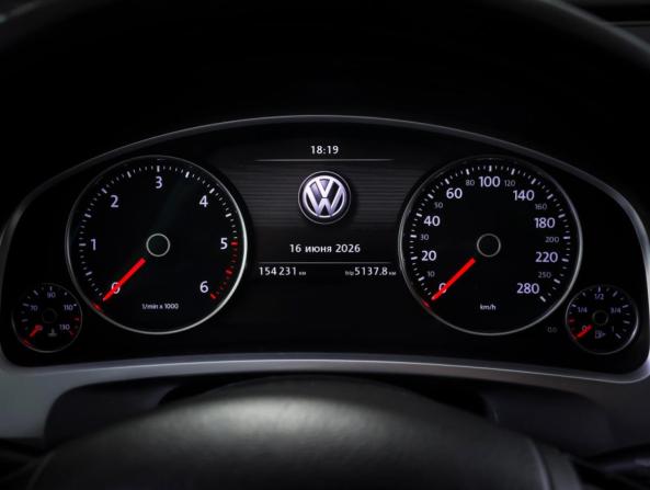 Volkswagen Touareg II Рестайлинг с пробегом 2015 года, цена 3 000 000 рублей, 154231 км, внедорожник, Автокод Объявления