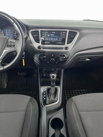 Hyundai Solaris II с пробегом 2019 года, цена 1 435 000 рублей, 69950 км, седан, Автокод Объявления