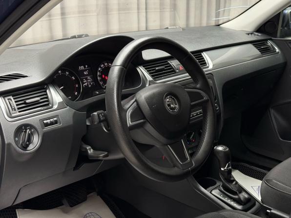 Skoda Rapid I с пробегом 2014 года, цена 799 000 рублей, 238000 км, лифтбек, Автокод Объявления
