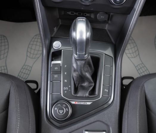 Volkswagen Tiguan II с пробегом 2017 года, цена 2 259 000 рублей, 98064 км, внедорожник, Автокод Объявления