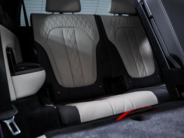BMW X7 I (G07) Рестайлинг с пробегом 2023 года, цена 14 100 000 рублей, 9594 км, внедорожник, Автокод Объявления