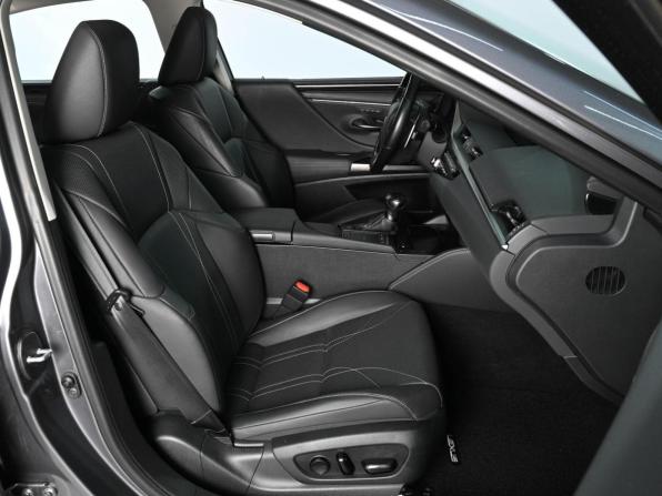 Lexus ES VII с пробегом 2021 года, цена 5 375 000 рублей, 51820 км, седан, Автокод Объявления