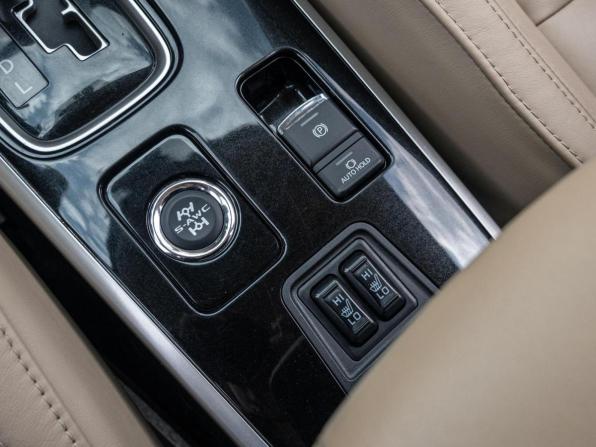 Mitsubishi Outlander III Рестайлинг 3 с пробегом 2020 года, цена 2 340 000 рублей, 101432 км, внедорожник, Автокод Объявления
