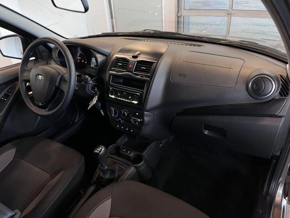 Lada (ВАЗ) Granta I Рестайлинг с пробегом 2024 года, цена 950 000 рублей, 25987 км, седан, Автокод Объявления