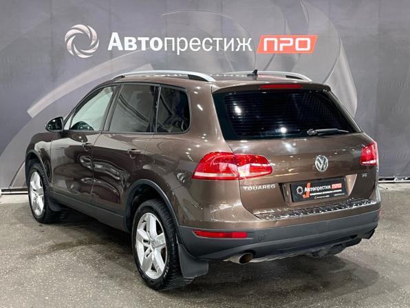 Volkswagen Touareg II с пробегом 2010 года, цена 1 240 000 рублей, 294605 км, внедорожник, Автокод Объявления