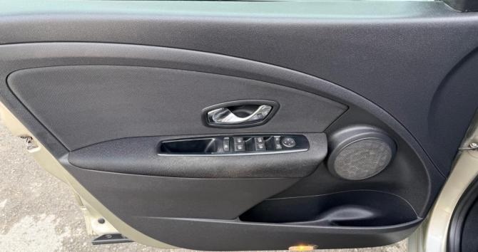 Renault Fluence I с пробегом 2013 года, цена 741 000 рублей, 145175 км, седан, Автокод Объявления