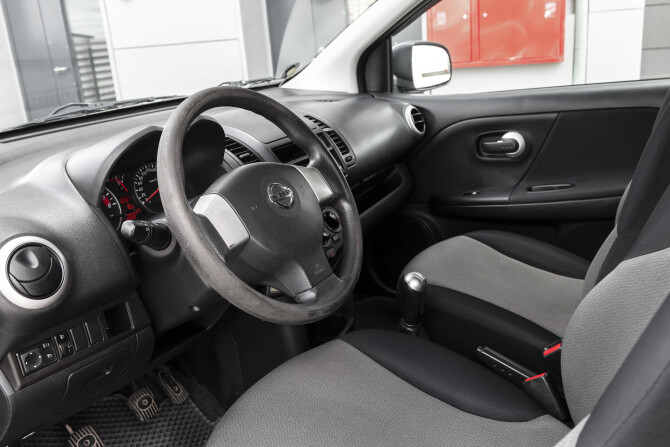 Nissan Note I Рестайлинг с пробегом 2013 года, цена 710 000 рублей, 152268 км, хэтчбек, Автокод Объявления