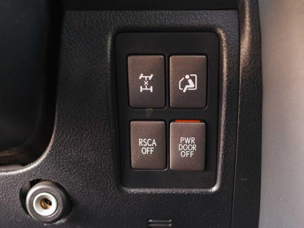 Lexus LX III Рестайлинг с пробегом 2013 года, цена 4 700 000 рублей, 165696 км, внедорожник, Автокод Объявления