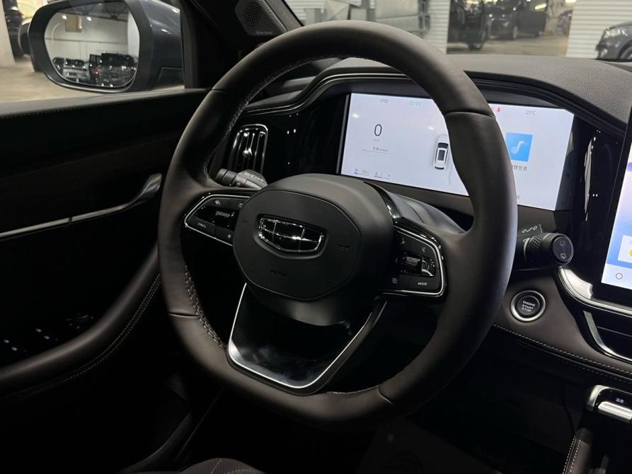 Geely Monjaro I Пермь  - изображение 18