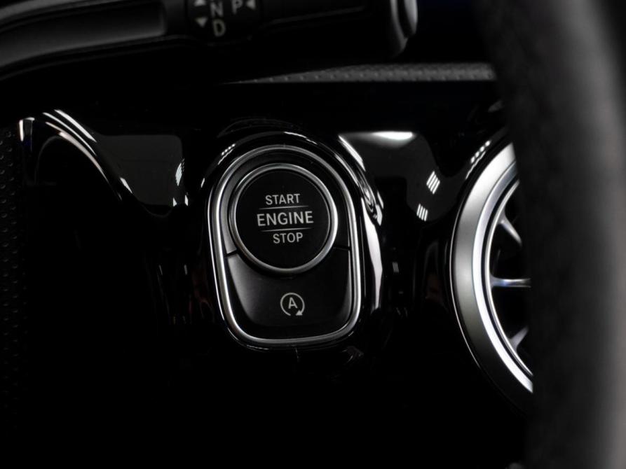 Mercedes-Benz A-Класс IV (W177) Тюмень  - изображение 30