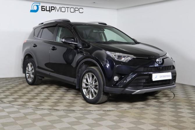 Toyota RAV4 IV (XA40) Рестайлинг с пробегом 2017 года, цена 2 569 990 рублей, 104302 км, внедорожник, Автокод Объявления