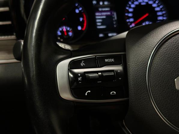 Kia K5 III с пробегом 2022 года, цена 2 575 000 рублей, 88704 км, седан, Автокод Объявления