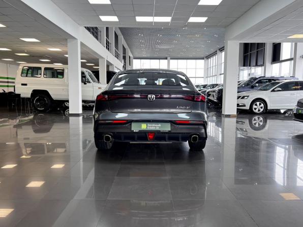 Changan UNI-V I с пробегом 2023 года, цена 1 995 000 рублей, 69124 км, лифтбек, Автокод Объявления