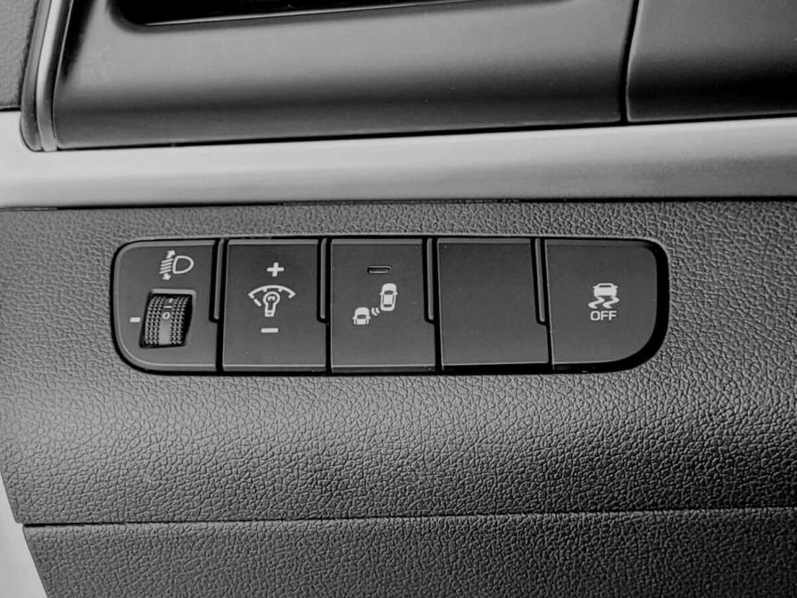 Hyundai Avante VI Рестайлинг Москва  - изображение 8
