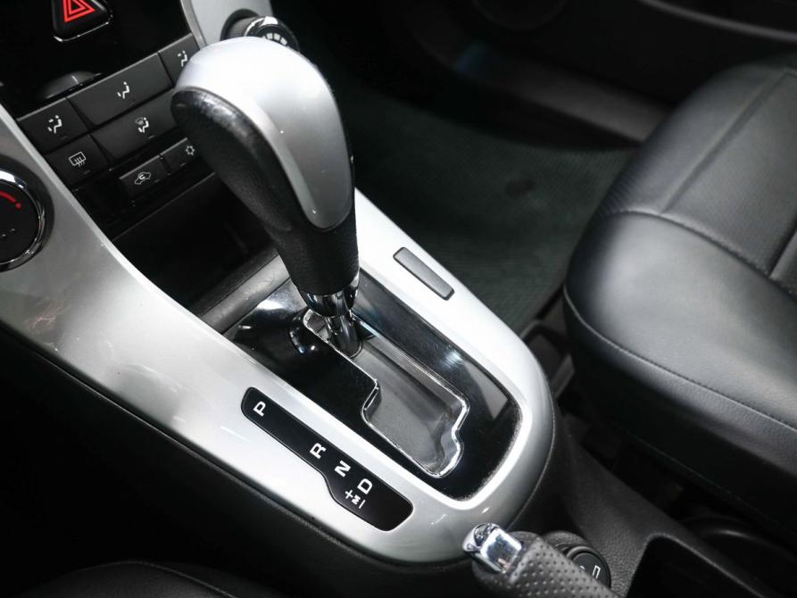 Chevrolet Cruze I Рестайлинг Ростов-на-Дону  - изображение 16