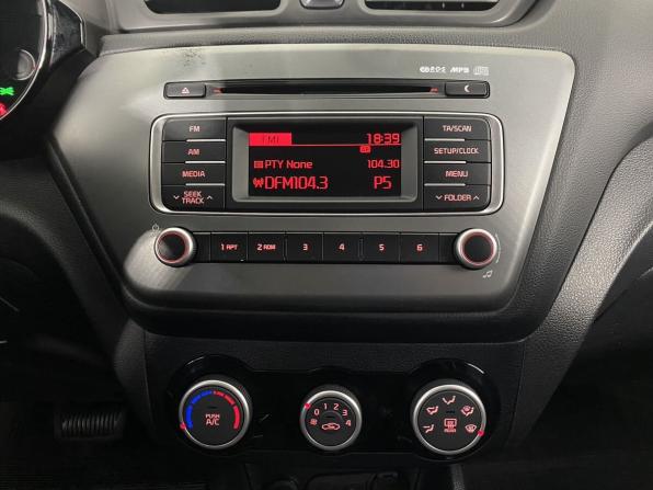 Kia Rio III Рестайлинг с пробегом 2016 года, цена 1 150 000 рублей, 130903 км, хэтчбек, Автокод Объявления