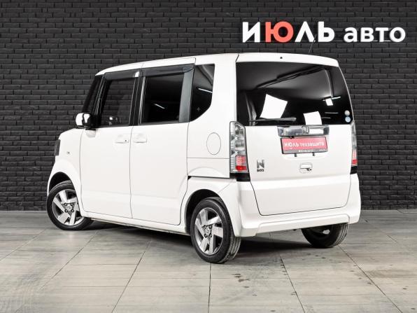 Honda N-BOX I Рестайлинг с пробегом 2017 года, цена 965 000 рублей, 61413 км, минивэн, Автокод Объявления